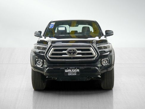 Used 2022 Toyota Tacoma Limited AWD/4WD image 8