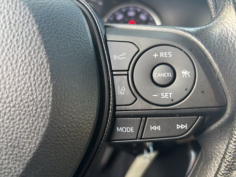 Certified 2021 Toyota RAV4 LE image 11