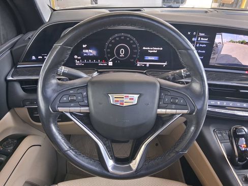 Certified 2023 Cadillac Escalade Premium Luxury w/ Performance Package AWD/4WD image 9