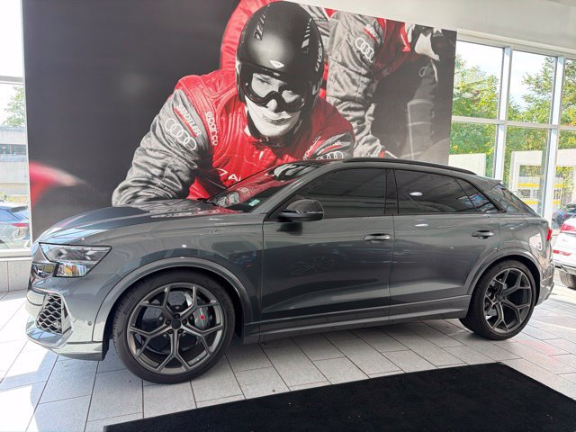 Used 2026 Audi RS Q8 performance AWD/4WD image 2