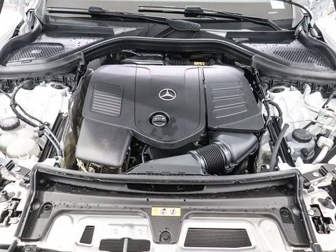 Certified 2026 Mercedes-Benz GLC 300 image 28