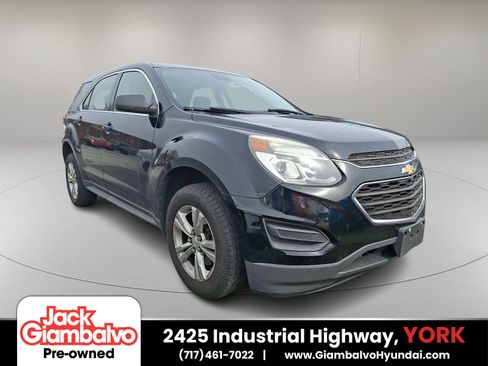 Used 2017 Chevrolet Equinox LS image 1