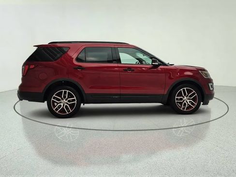 Used 2017 Ford Explorer Sport AWD/4WD image 7