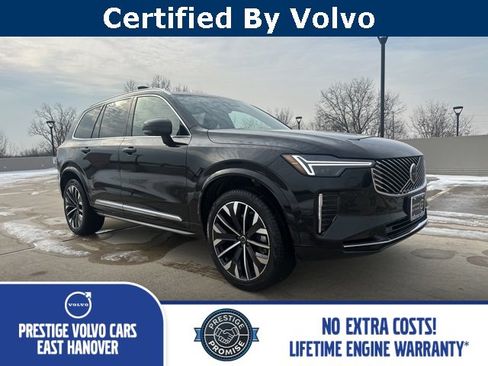 Certified 2025 Volvo XC90 B5 Plus image 1