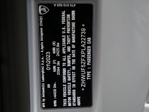 Used 2023 Lamborghini Huracan EVO image 22