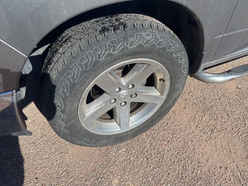 Used 2011 RAM 1500 Big Horn image 10