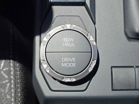 Certified 2026 Toyota 4Runner SR5 RWD image 36