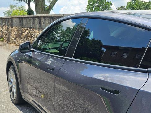 Used 2023 Tesla Model Y Long Range AWD/4WD image 21
