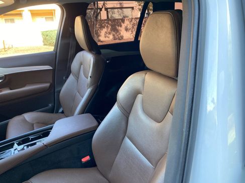 Used 2019 Volvo XC90 T5 Momentum AWD/4WD image 21