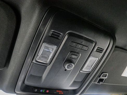 Used 2024 Chevrolet Suburban RST RWD image 27