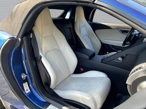 Used 2023 Jaguar F-TYPE Convertible RWD image 21