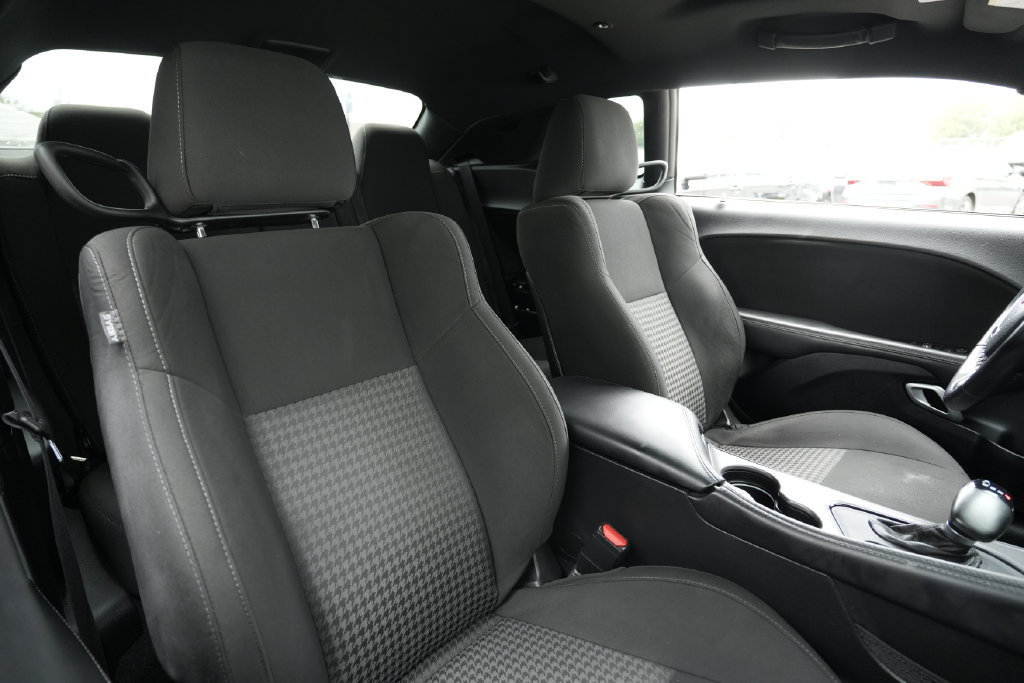 Used 2023 Dodge Challenger GT RWD image 25