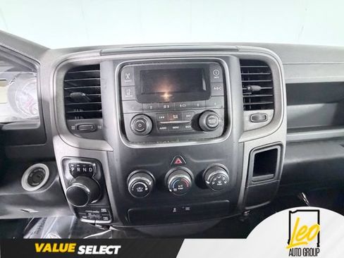 Used 2017 RAM 1500 Express AWD/4WD image 12