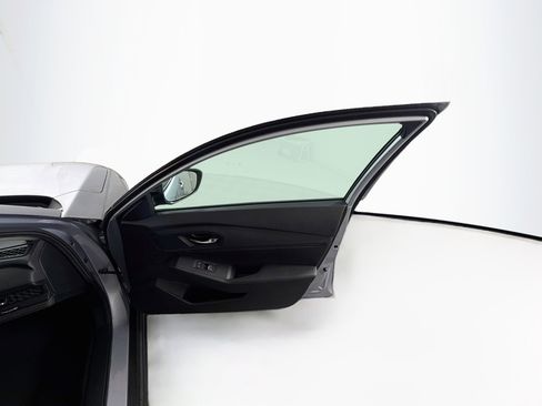 Used 2025 Honda Accord SE image 30