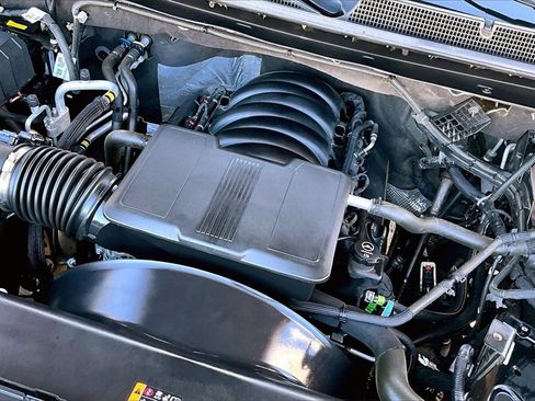 Used 2024 Chevrolet Silverado 2500 LTZ w/ LTZ Plus Package image 33