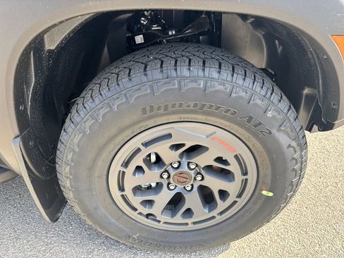 New 2026 Nissan Frontier PRO-4X w/ Pro-4x Convenience Package image 10
