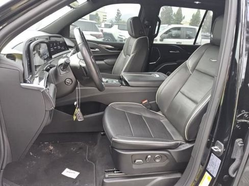 Used 2023 Cadillac Escalade Sport w/ Touring Package RWD image 4