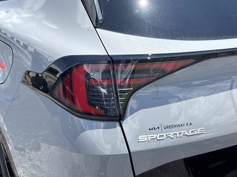New 2027 Kia Sportage SX Prestige AWD/4WD image 11