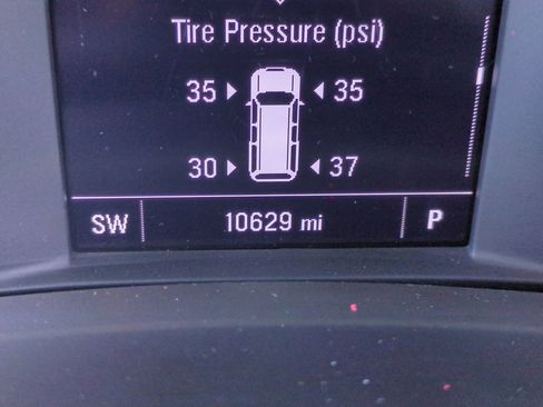 Used 2023 Chevrolet Equinox LS AWD/4WD image 22