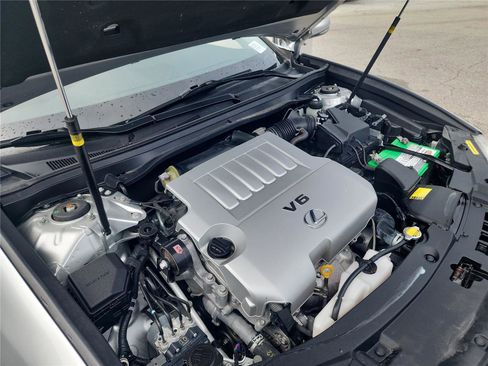 Used 2014 Lexus ES 350 w/ Luxury Package FWD image 12