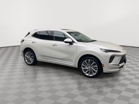 Certified 2024 Buick Envision Avenir image 44