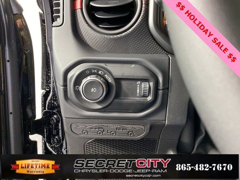 New 2026 Jeep Wrangler Unlimited Rubicon w/ Steel Bumper Group image 13