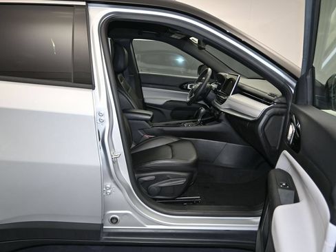 Used 2024 Jeep Compass Limited AWD/4WD image 26
