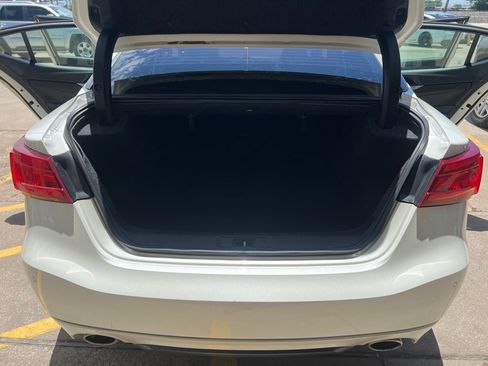 Used 2017 Nissan Maxima 3.5 SV FWD image 11