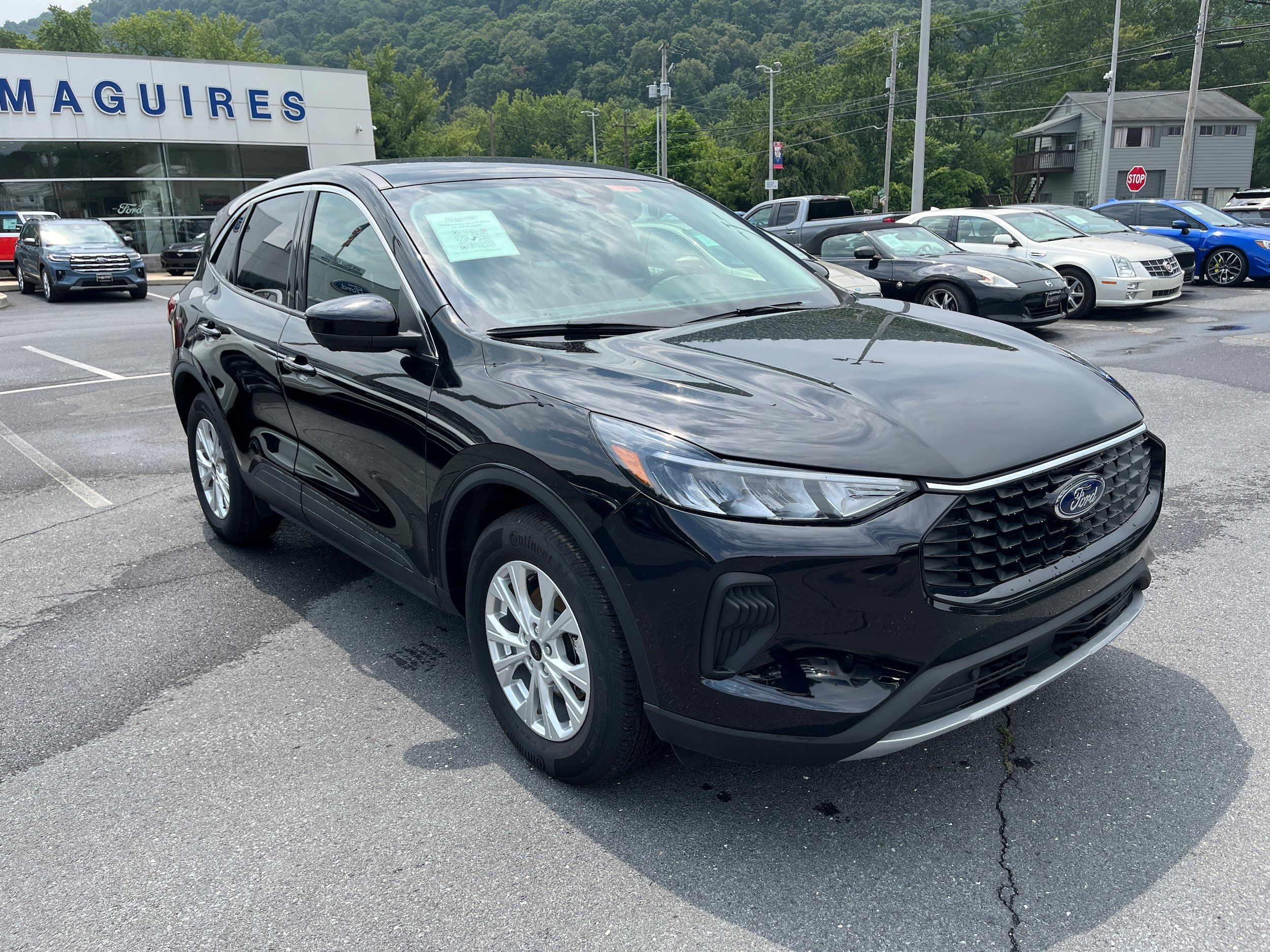 Used 2023 Ford Escape Active AWD/4WD image 4
