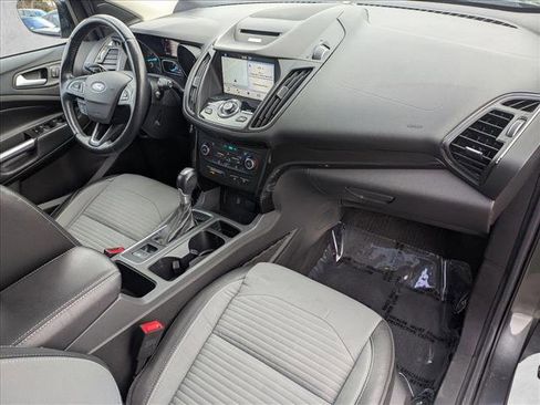 Used 2017 Ford Escape Titanium image 23