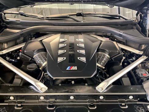 Certified 2025 BMW X5 M60i image 29