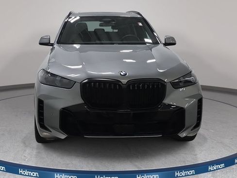 Used 2025 BMW X5 xDrive40i w/ Executive Package AWD/4WD image 2