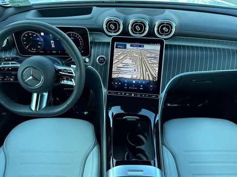 Used 2026 Mercedes-Benz GLC 350e 4MATIC image 12