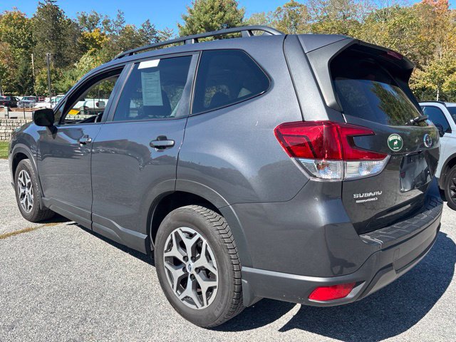 Used 2023 Subaru Forester Premium AWD/4WD image 5