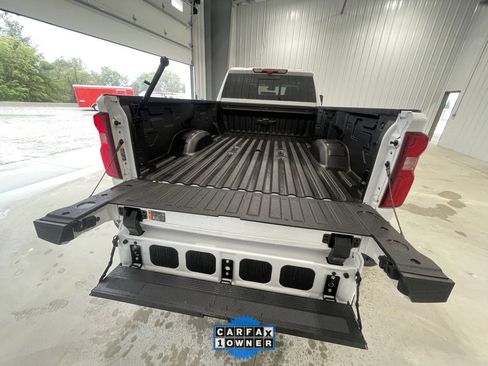 Used 2025 Chevrolet Silverado 3500 High Country w/ High Country Premium Package image 8