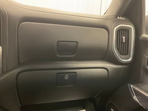 Used 2022 Chevrolet Silverado 1500 LTZ w/ LTZ Premium Package AWD/4WD image 30