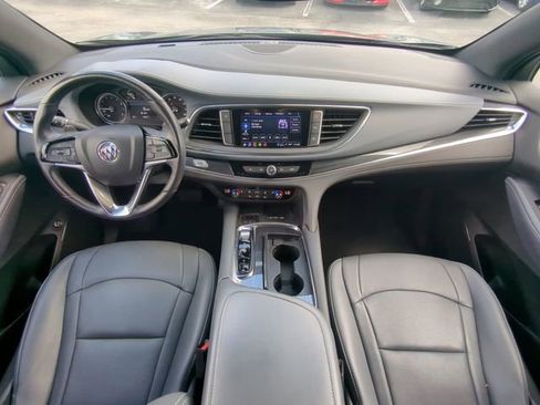 Used 2023 Buick Enclave Essence FWD image 19