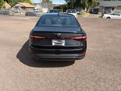 Used 2025 Volkswagen Jetta Sport FWD image 11