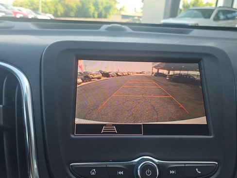 Used 2024 Chevrolet Equinox LT AWD/4WD image 21