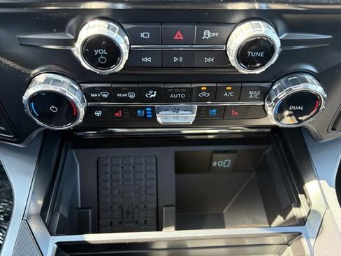 New 2026 Ford F250 Lariat w/ Lariat Ultimate Package AWD/4WD image 33