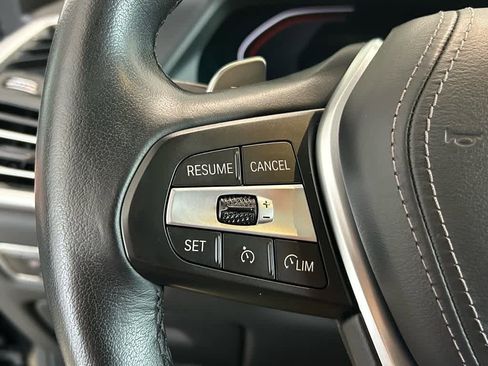 Used 2022 BMW X5 xDrive40i w/ Premium Package image 15