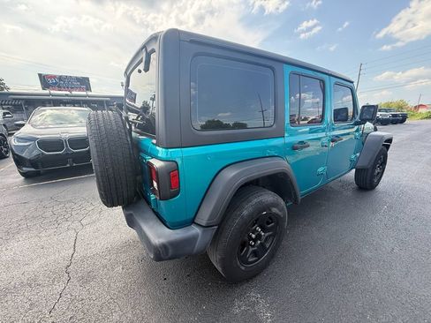 Used 2020 Jeep Wrangler Unlimited Sport AWD/4WD image 3