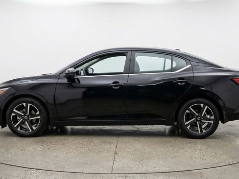 Used 2025 Nissan Sentra SV image 5