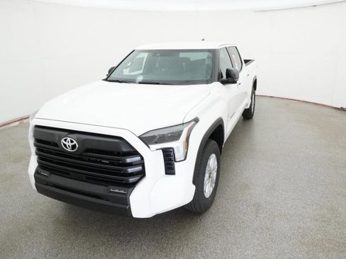 New 2026 Toyota Tundra SR5 AWD/4WD image 31