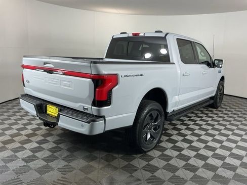 New 2025 Ford F150 Lightning Lariat w/ Max Trailer Tow Package image 4