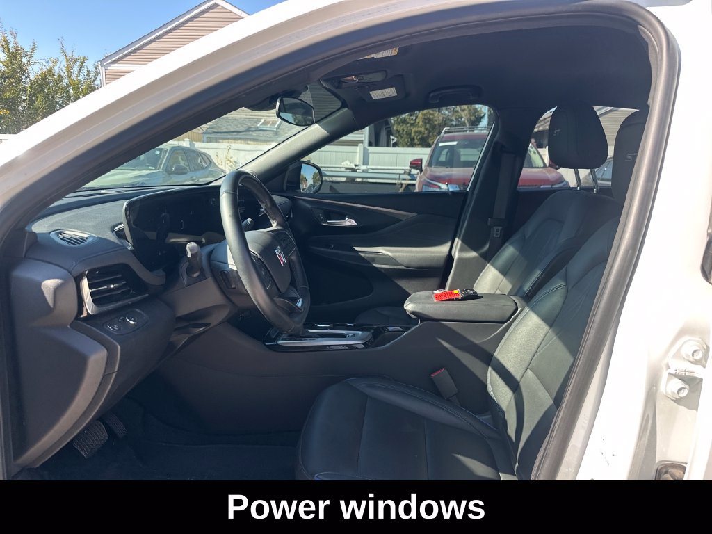 Used 2024 Buick Envista Sport Touring FWD image 12