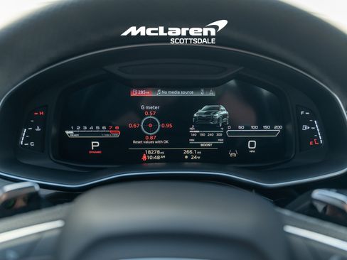 Used 2023 Audi RS Q8 image 27