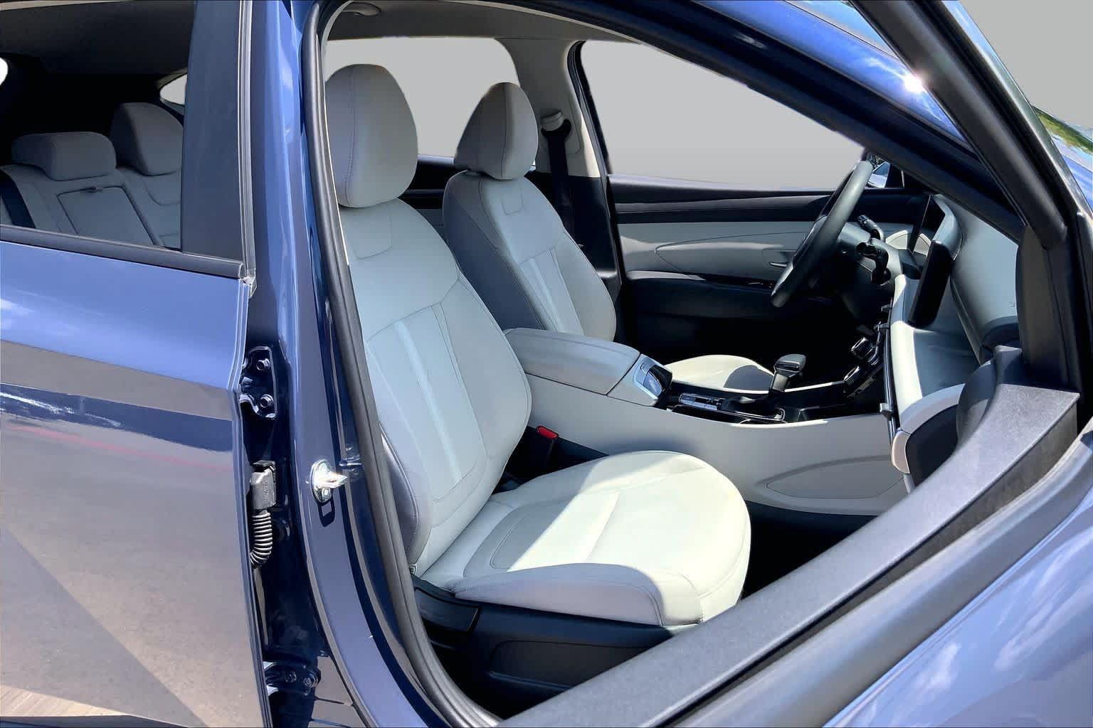 Used 2025 Hyundai Tucson SEL FWD image 9