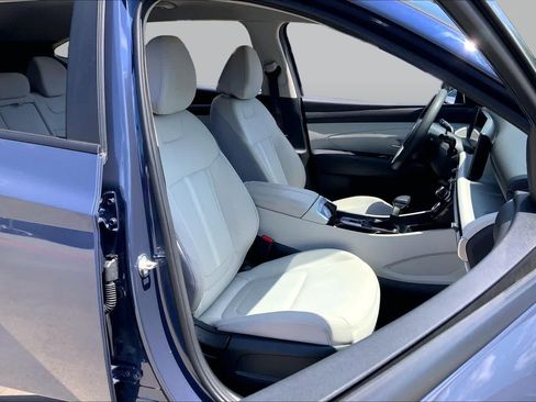 Used 2025 Hyundai Tucson SEL FWD image 9