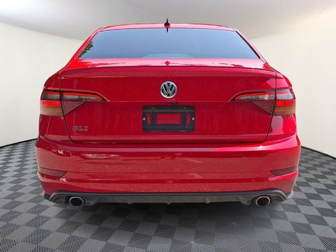 Used 2019 Volkswagen Jetta GLI FWD image 5